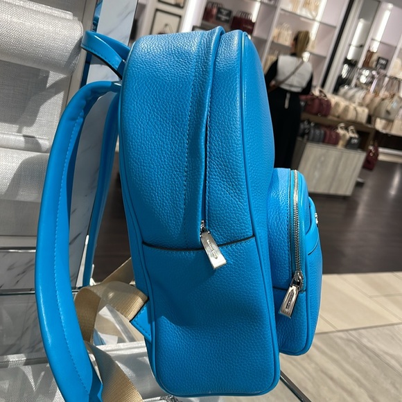 Michael Kors Bex Medium Pebbled Leather Backpack
COLOR SANTORINI BLUE
NWT - Picture 4 of 16